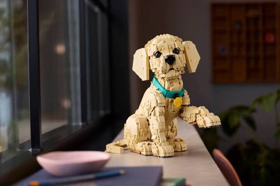LEGO Icons 11384 - Catelus Golden Retriever (2102 piese)
