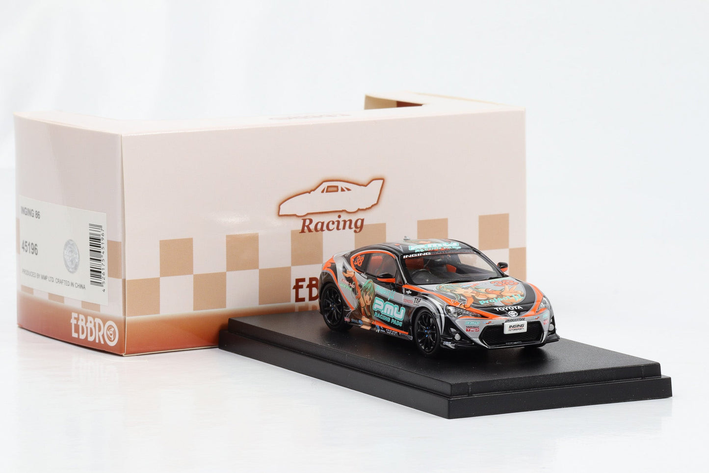 Inging 86 cu vitrina plexiglass - 1/43 Ebbro