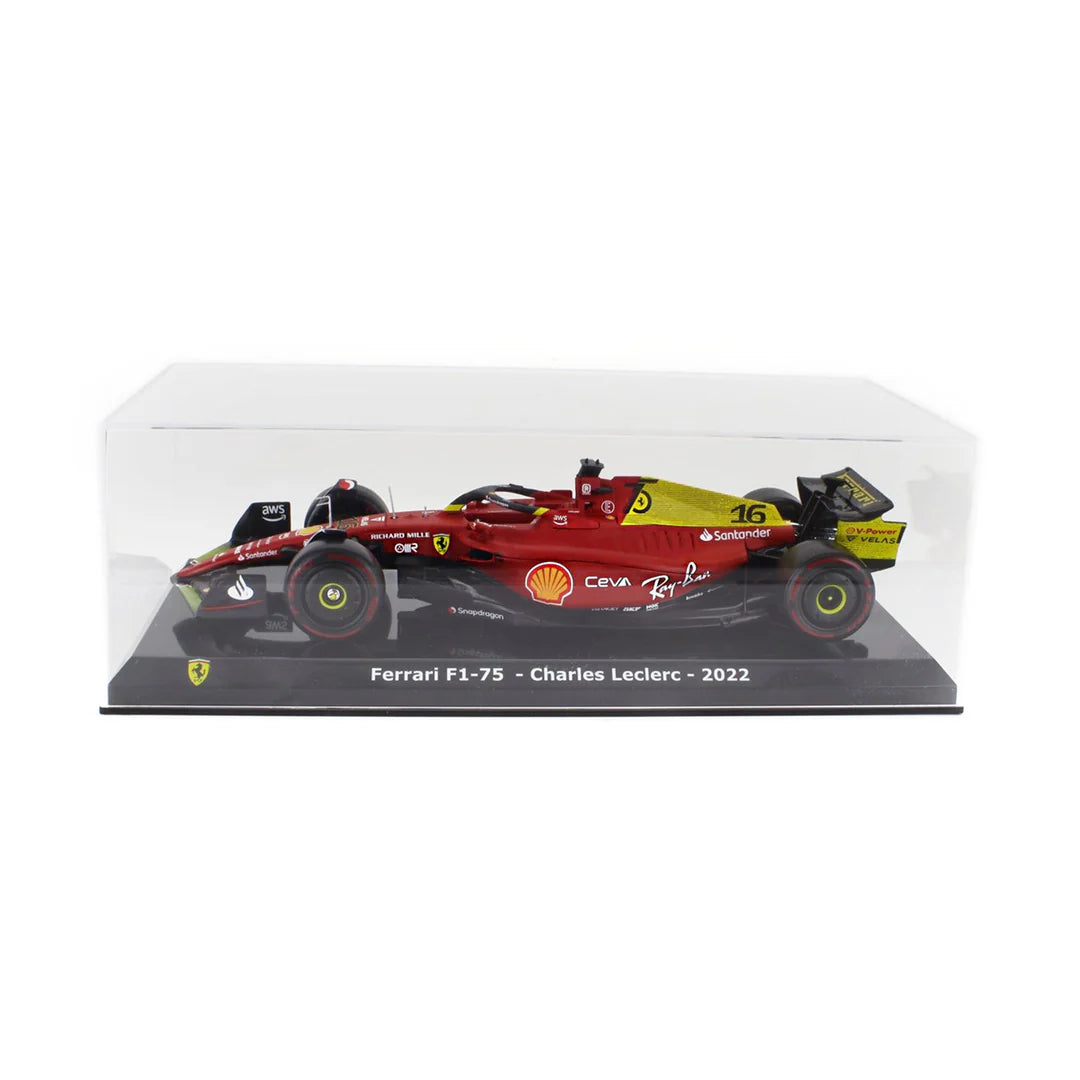 Formula 1 Ferrari F1-75 Charles Leclerc 2022 #16 cu vitrina - 1/24 Altaya
