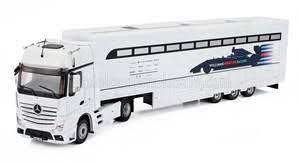 Macheta Camion Mercedes-Benz Actros MP4 Renntransporter Williams Martini Racing - 1/43 Premium Collectibles