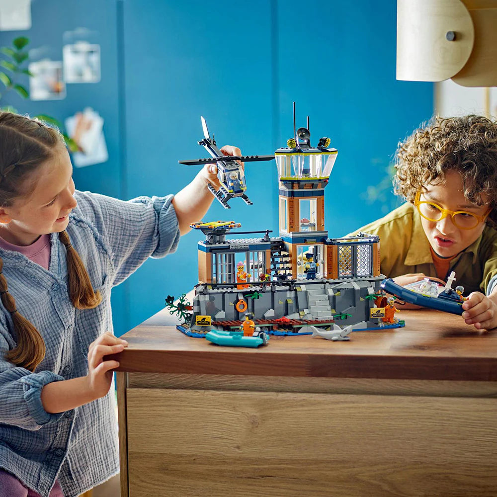 LEGO City 60419 - Insula-inchisoare 60419 (980 piese)