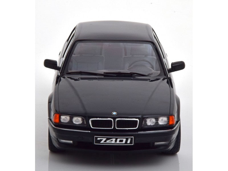 BMW 740i E38 negru - 1/18 KK-Scale