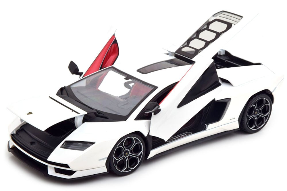 Lamborghini Countach LPI 800-4 - 1/18 MAISTO