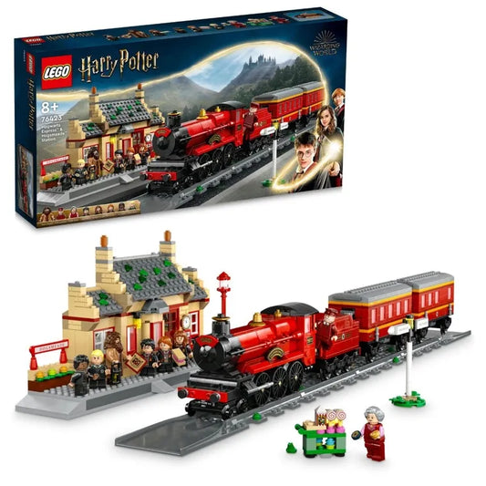 LEGO Harry Potter TM 76423 - Expresul Hogwarts si gara din Hogsmeade (1074 piese)