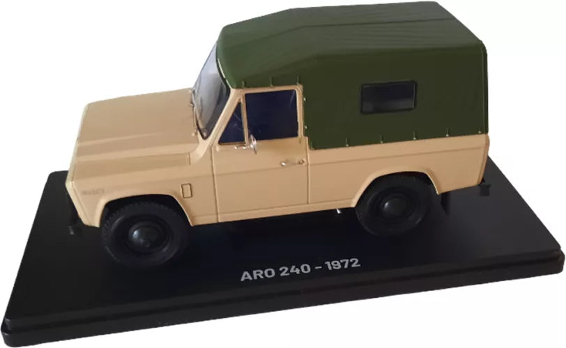 ARO 240 1972 - 1/24 Hachette