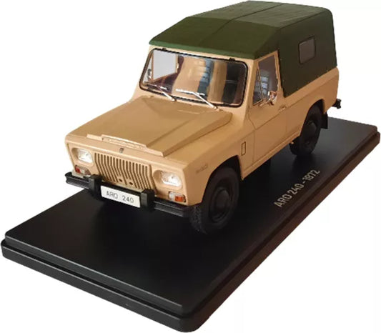 ARO 240 1972 - 1/24 Hachette