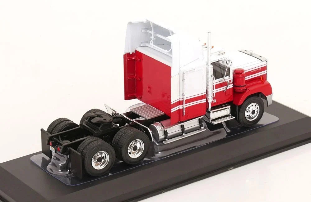 Camion Cap Tractor GMC General SBFA 1988 cu vitrina plexiglass - 1/43 Ixo Modelcars
