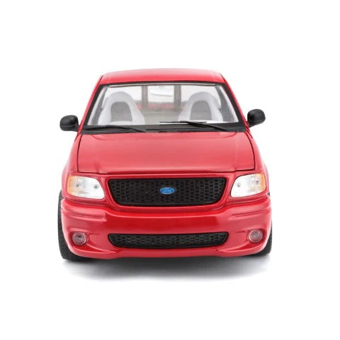 Ford SVT F-150 Lightning - 1/21 Maisto