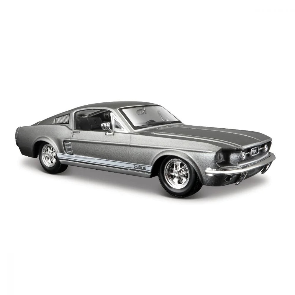 Ford Mustang GT 1967 (gri) - 1/24 Maisto