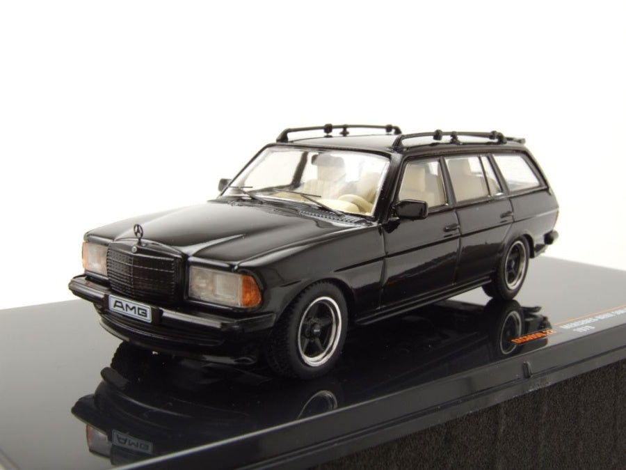 Mercedes-Benz 500 TE V8 AMG S123 1979 cu vitrina plexiglass - 1/43 Ixo Modelcars