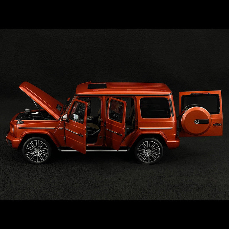 Mercedes-Benz G-Class 2024 copper orange matt - 1/18 Norev