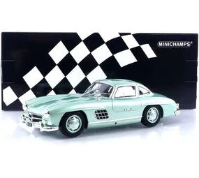 Mercedes-Benz 300 SL Coupe 1955 light green metallic 1/390pcs - 1/18 Minichamps