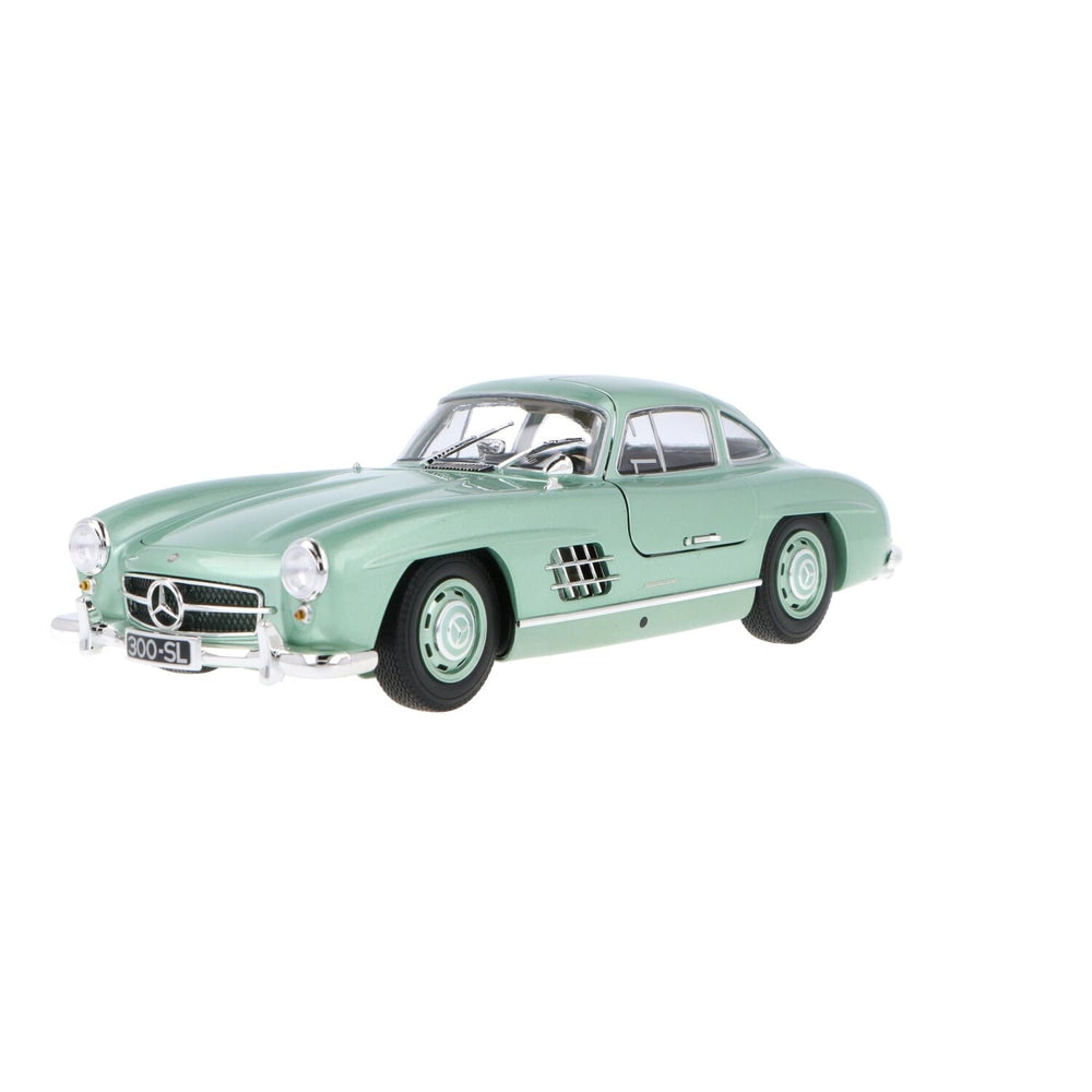 Mercedes-Benz 300 SL Coupe 1955 light green metallic 1/390pcs - 1/18 Minichamps