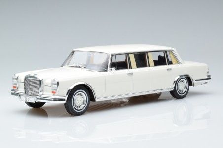 Mercedes-Benz S600 Pullman W100 alb - 1/18 Model Car Group
