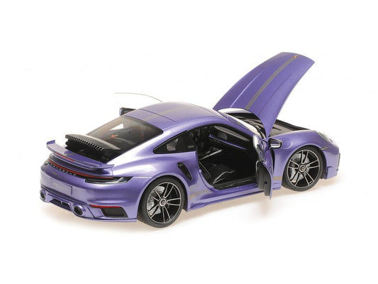 Porsche 911 Turbo S Coupe Sport Design 2021  mov - 1/18 Minichamps