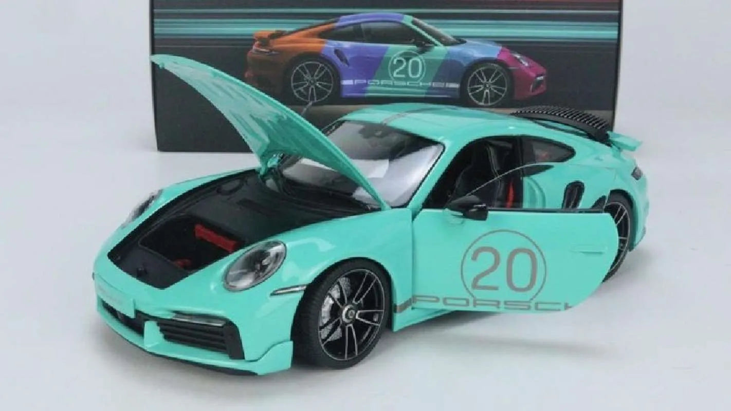 Porsche 911 Turbo S Coupe Sport Design 2021 mint green - 1/18 Minichamps