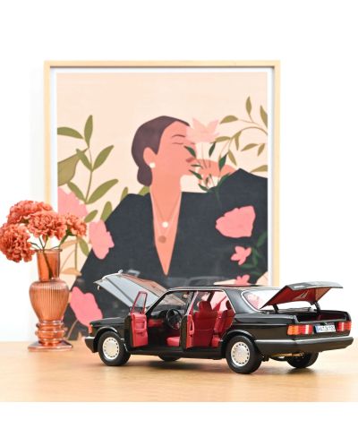 Mercedes-Benz 560 SEL W126 1991 negru - 1/18 Norev
