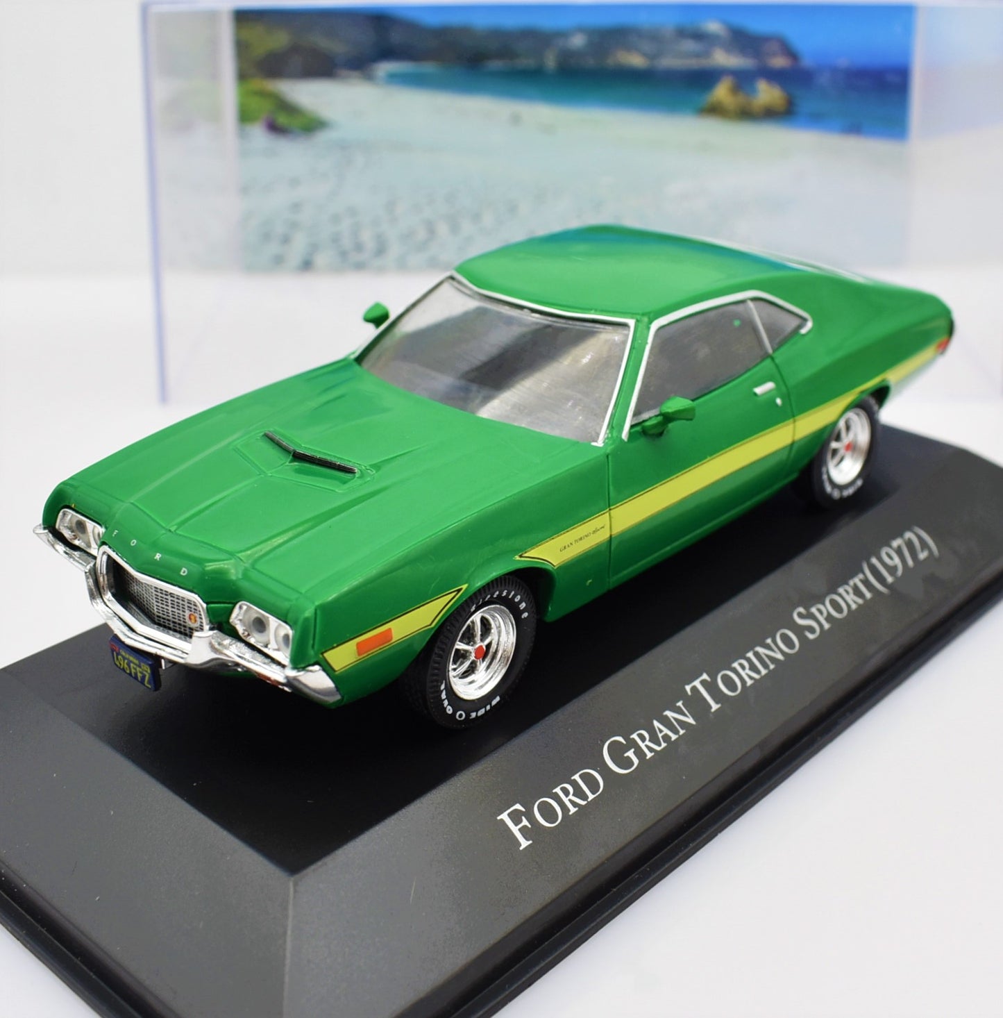 Ford Gran Torino Sport 1972 cu vitrina plexiglass - 1/43 Altaya
