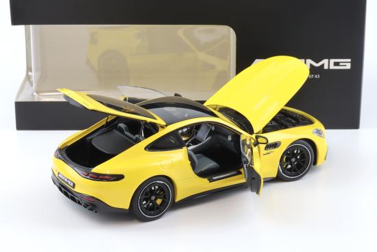 Mercedes Benz AMG GT43 galben - 1/18 NZG
