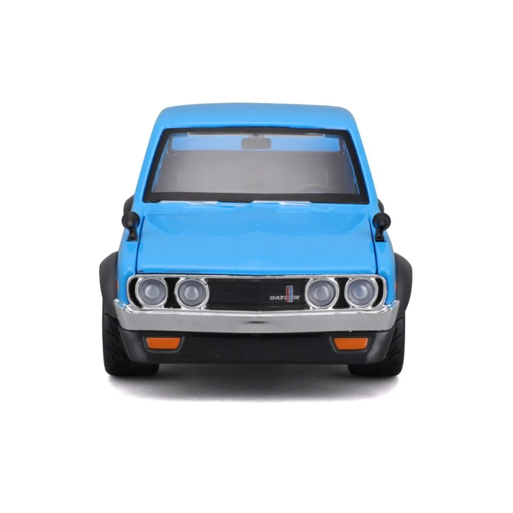 Datsun 620 Pick-up 1973 - 1/24 Maisto Design