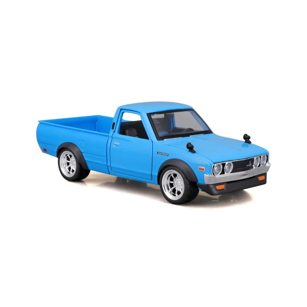 Datsun 620 Pick-up 1973 - 1/24 Maisto Design
