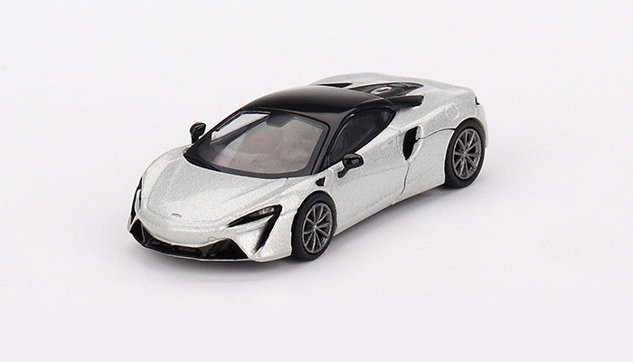 Mclaren Artura argintiu - 1/64 MiniGT