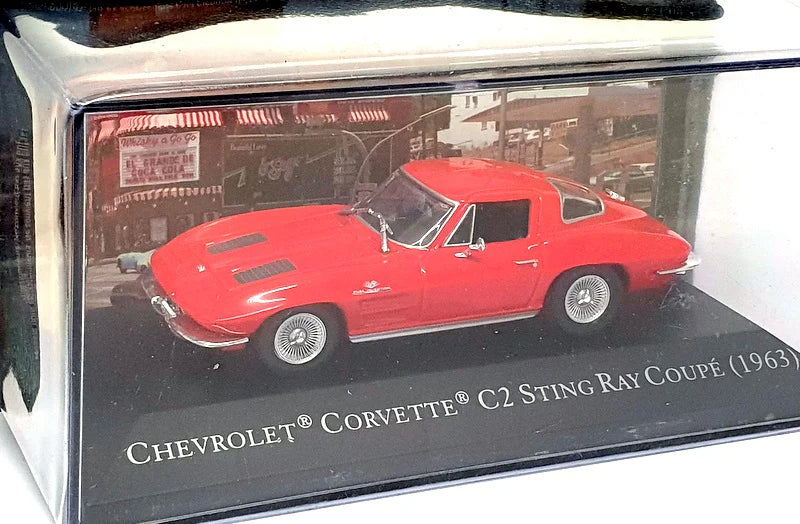 Chevrolet Corvette C2 Sting Ray Coupe 1963 cu vitrina plexiglass - 1/43 Altaya