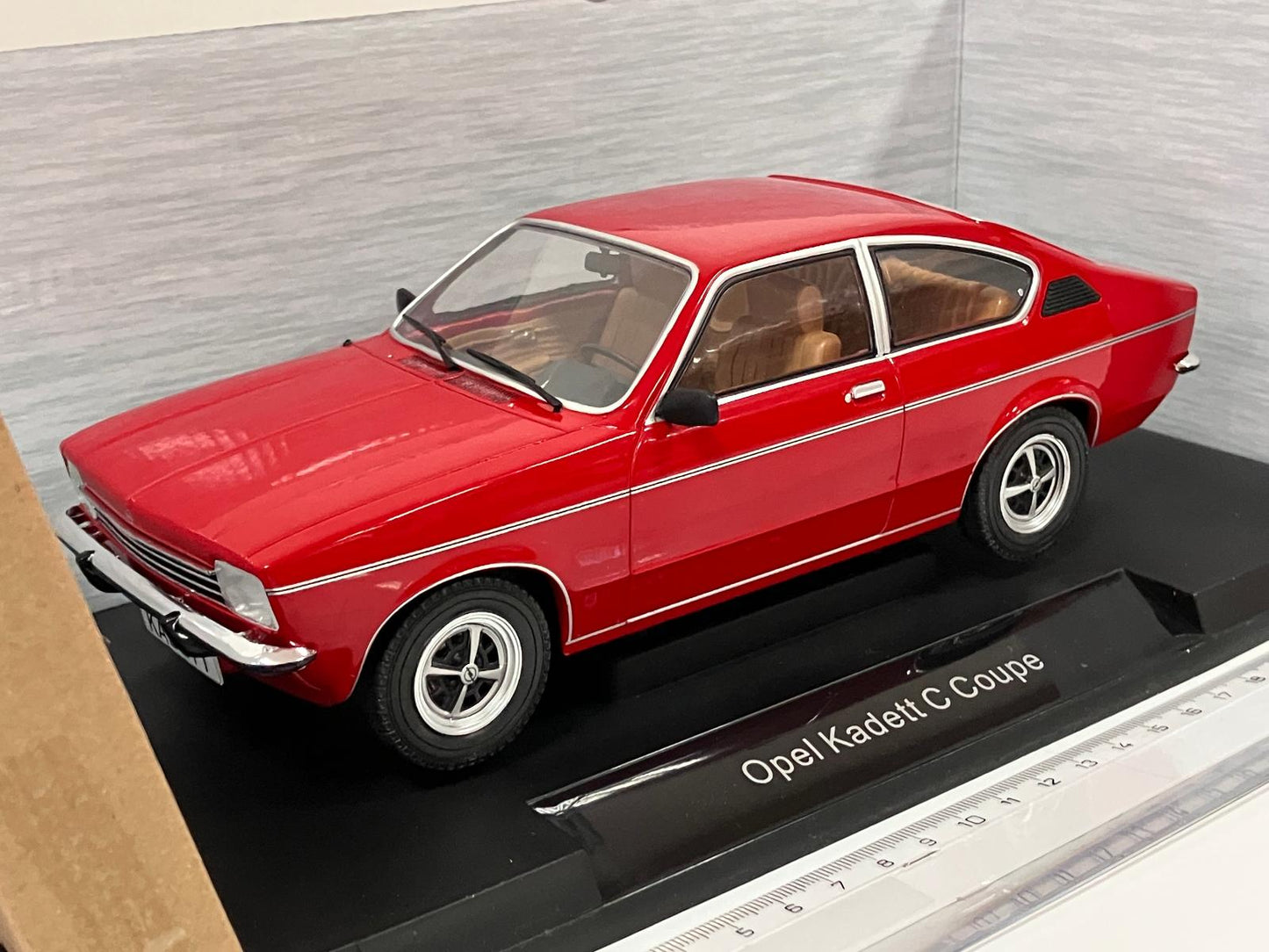 Opel Kadett C Coupe GT/E rosu - 1/18 Model Car Group