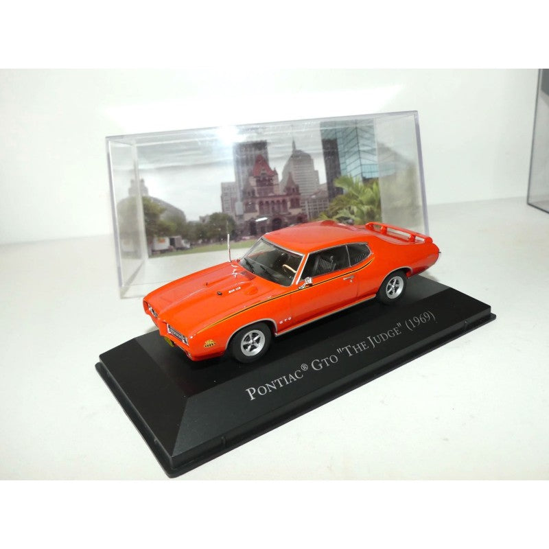 Pontiac GTO The Judge 1969 cu vitrina plexiglass - 1/43 Altaya