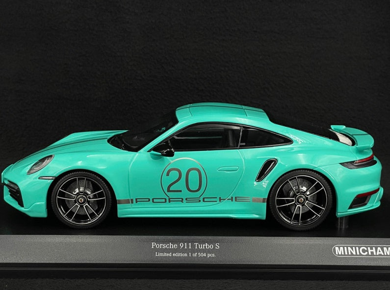PORSCHE 911 Turbo S Mint Green Metallic