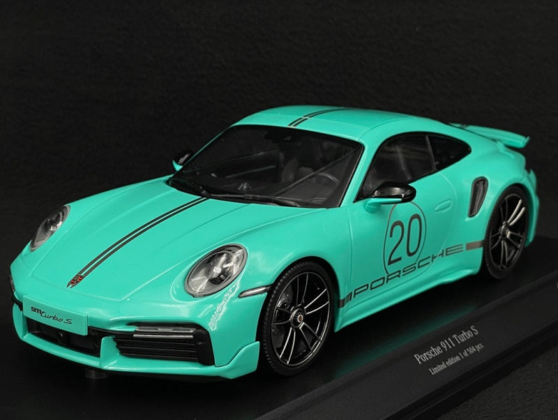 PORSCHE 911 Turbo S Mint Green Metallic
