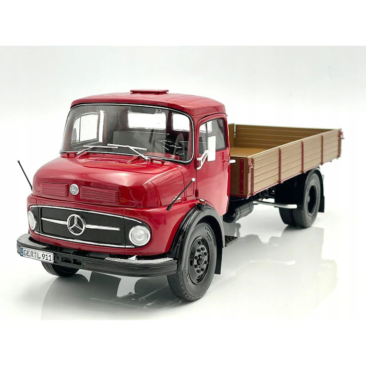 Camion Mercedes Benz L911 - 1/18 SCHUCO