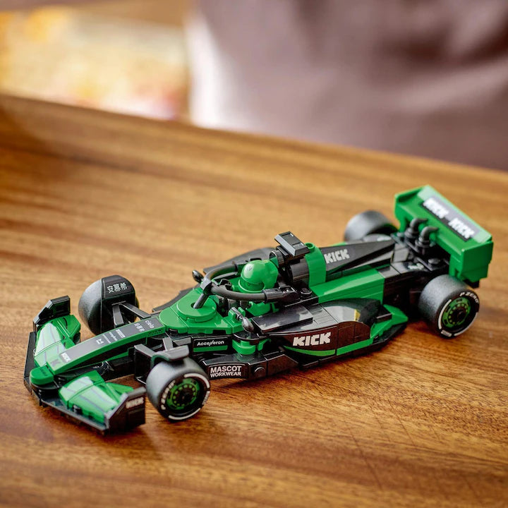 LEGO Speed Champions 77247 - Masina de curse KICK Sauber F1 Team C44 (259 piese)