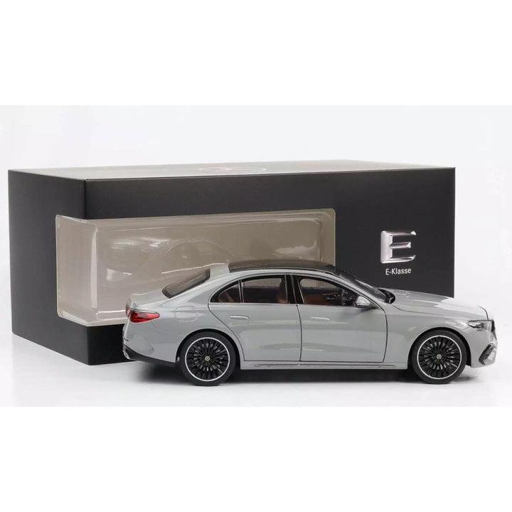 Mercedes-Benz E-Class limousine AMG-Line W214 2024 alpine gray - 1/18 IScale