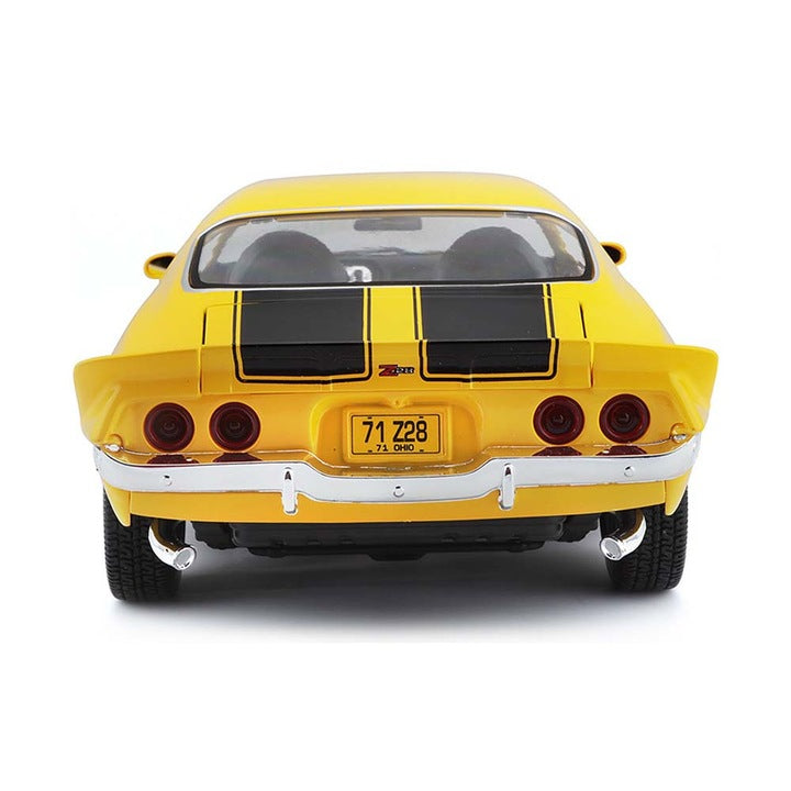 Chevrolet Camaro 1971 galben/negru - 1/18 Maisto
