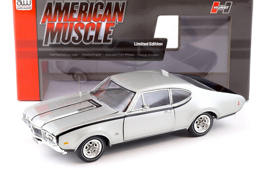 Oldsmobile Cutlass Hurst/Olds 1968 - 1/18 AutoWorld