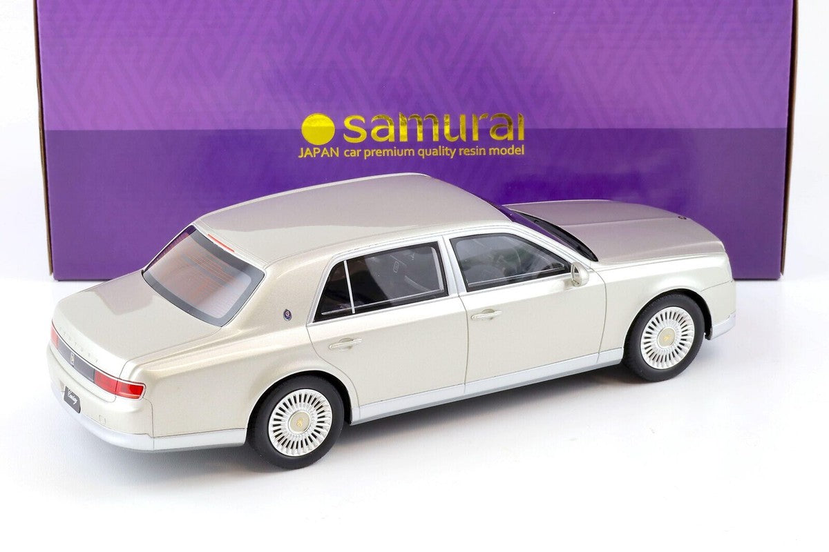 Toyota Century silver - 1/18 Kyosho