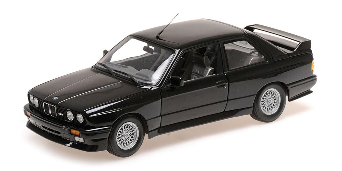 BMW M3 E30 Street 1987 negru metalic - 1/18 Minichamps