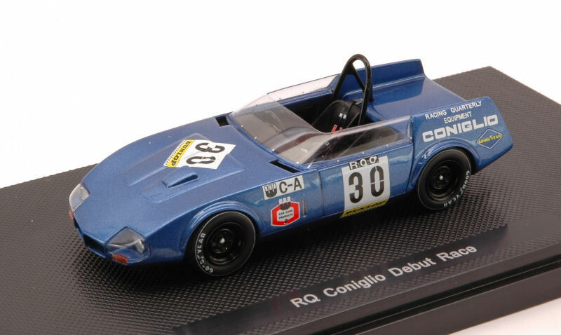 RQ Coniglio Debut Race #30 cu vitrina plexiglass - 1/43 Ebbro