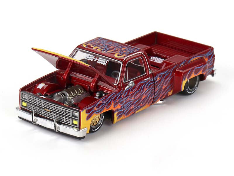 Chevrolet Silverado Dually on fire V1 - 1/64 KAIDO HOUSE by Mini GT