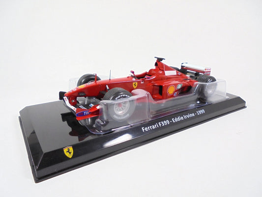 Formula 1 Ferrari F399 Eddie Irvine 1999 #4 cu vitrina plexiglass - 1/24 Premium Collectibles