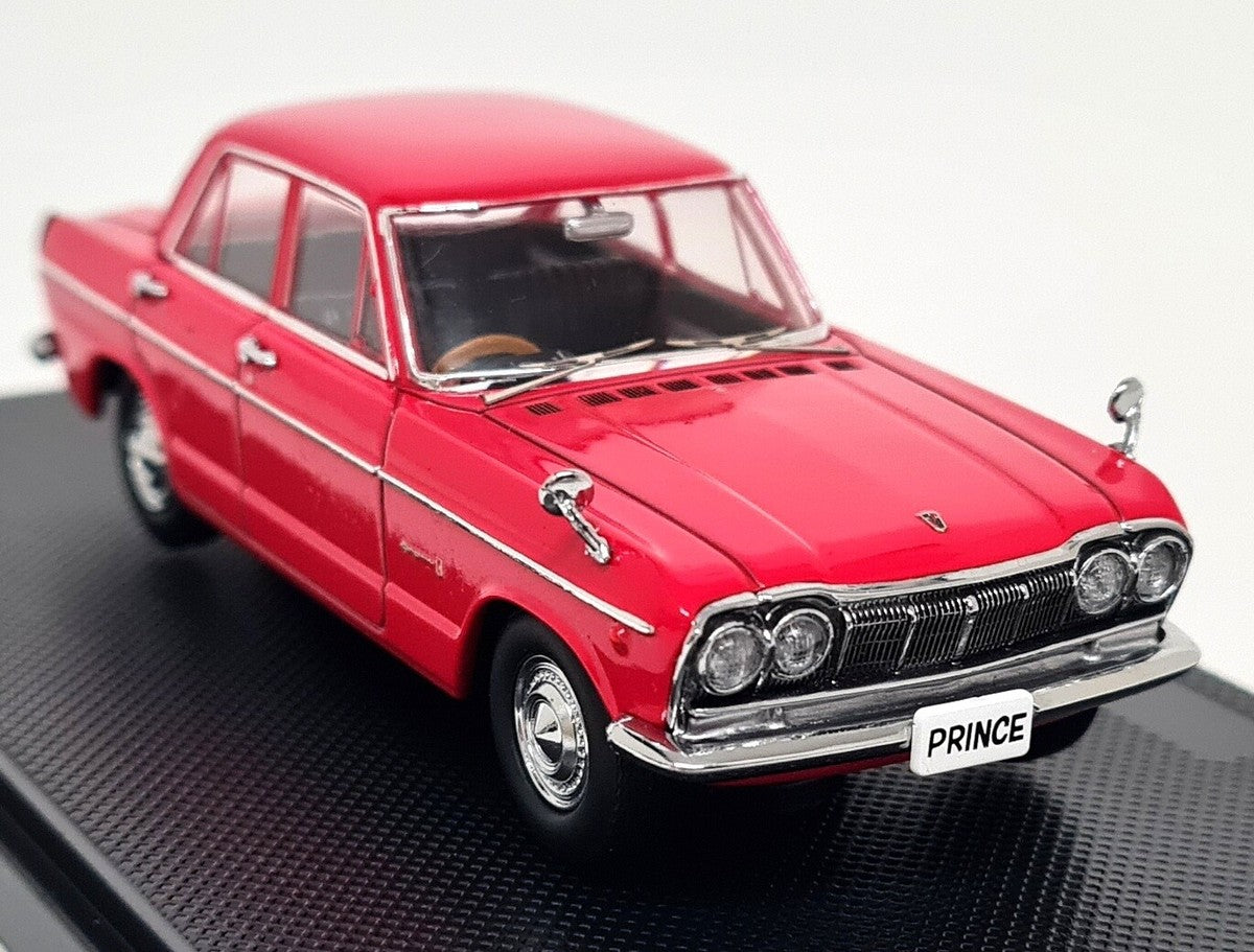 Nissan Prince Skyline 2000GTB 1965 cu vitrina plexiglass - 1/43 Ebbro