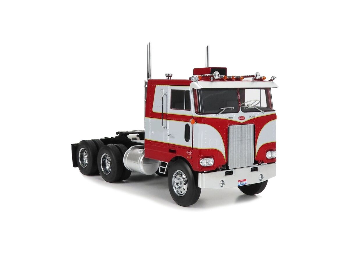 Camion Peterbilt 352 Pacemaker SZM 1977-1979 rosu/argintiu - 1/18 Road Kings