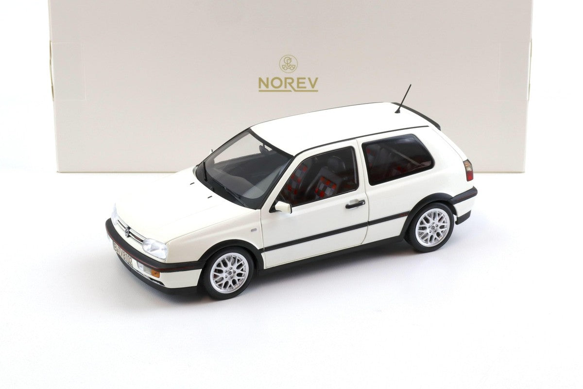Golf III GTI 1996 20 years anniversary edition candy white - 1/18 Norev