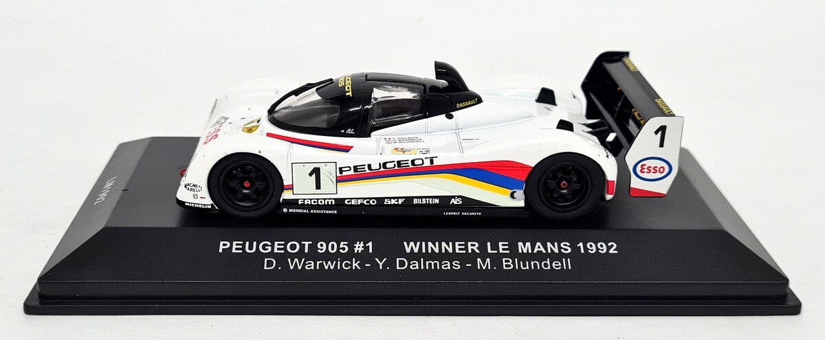 Peugeot 905 #1 Winner Le Mans 1992 cu vitrina plexiglass - 1/43 Ixo Models