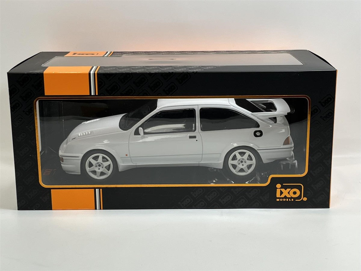 Ford Sierra RS Cosworth 1987 alb - 1/18 Ixo Models