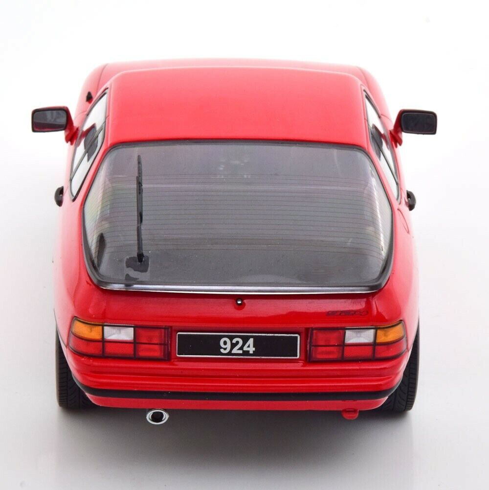 Porsche 924 rosu 1985 - 1/18 KK-Scale