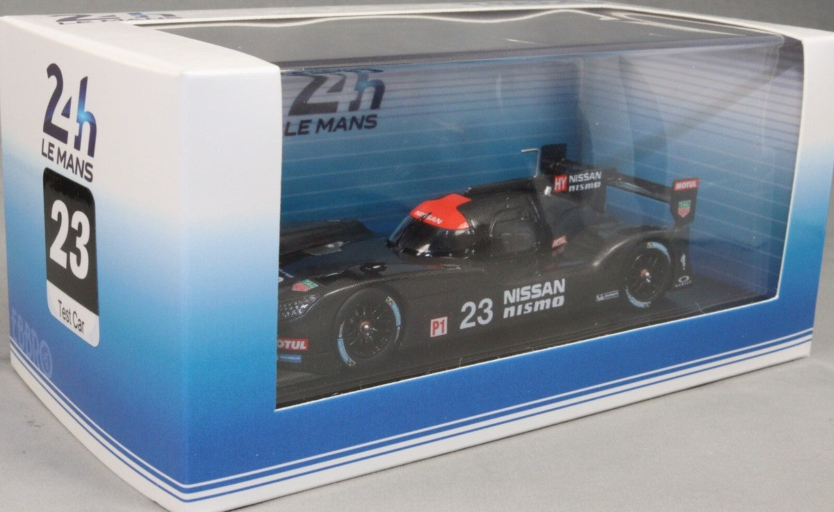 Nissan GT-R LM Nismo 2015 Test Car #23 cu vitrina plexiglass - 1/43 Ebbro
