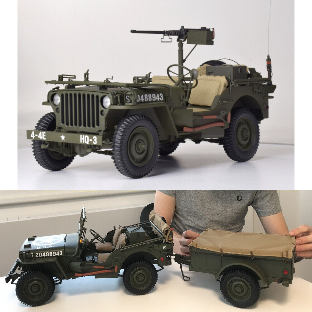 Jeep Willys kit de asamblat 870 piese cu lumini si sunete - 1/8 IxoCollections