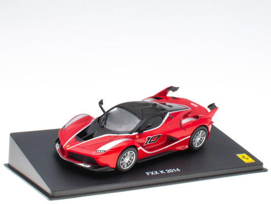 Ferrari FxxK 2014 #10 cu vitrina plexiglass - 1/43 Edicola